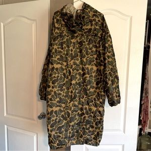 Vintage Duxbak Camo Rain Parka w/ Hood and Matching Carry Bag Sz L Great shape!